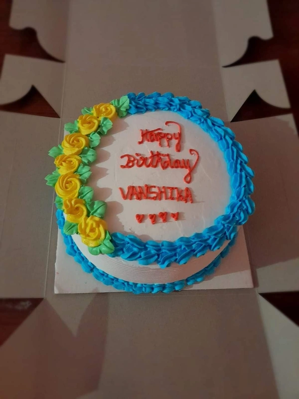 BLUE CREAM CAKE