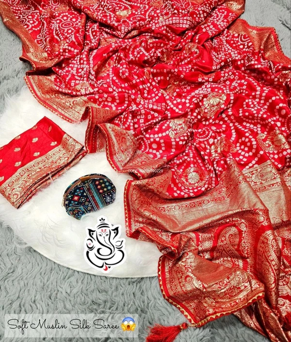 MT BRAND Bandhani Print Saree