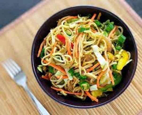 Veg Noodles - Half Plate