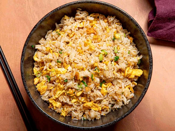 Double Egg Schezwan Egg Fried Rice - Half Plate