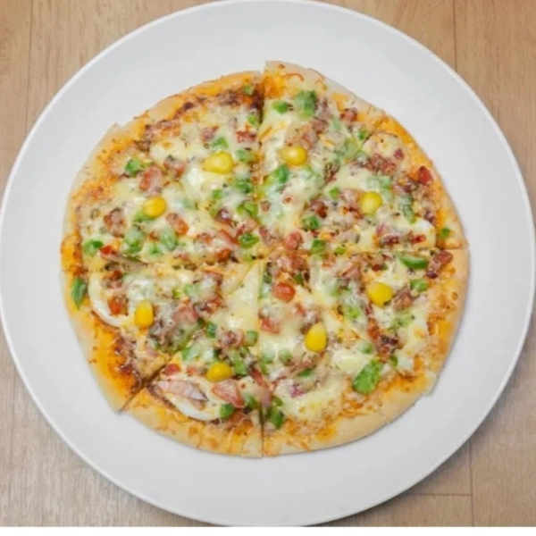 Veggie Delite Pizza