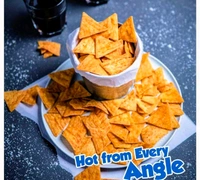 Bingo! Mad Angles Very Peri Peri - Spicy & Crunchy Corn-Based Triangle Chips Pack for Snacks - 117g