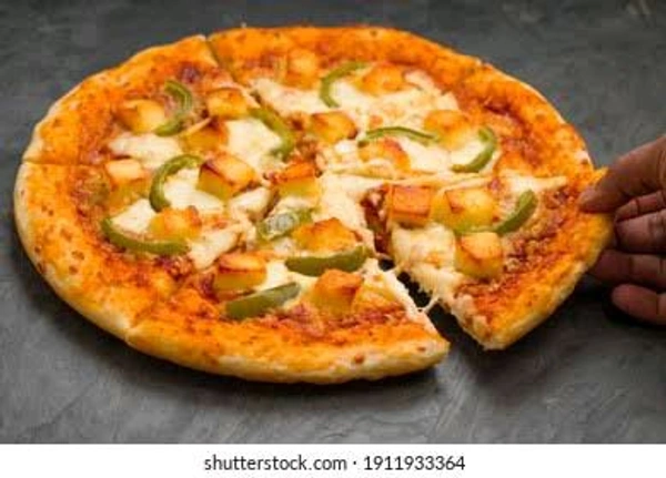 Veg Tandoori Cheese Pizza