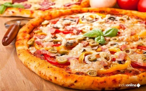 Veg Bbq Queen Pizza