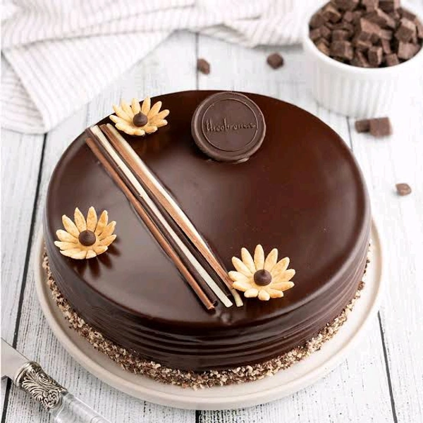 DUTCH TRUFFLE CAKE-{ 1/2 KG}