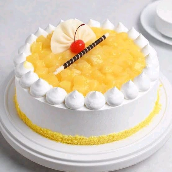 PINEAPPLE CAKE- { 1/2 kg }