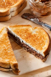 Slice NUTELLA SANDWICH