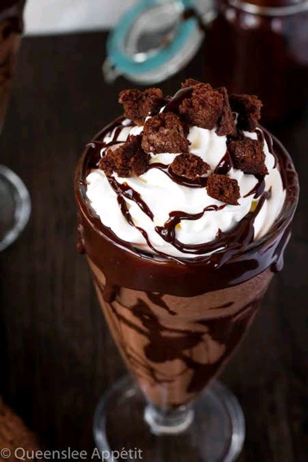 Slice BROWNIE CHOCO
MILKSHAKE
