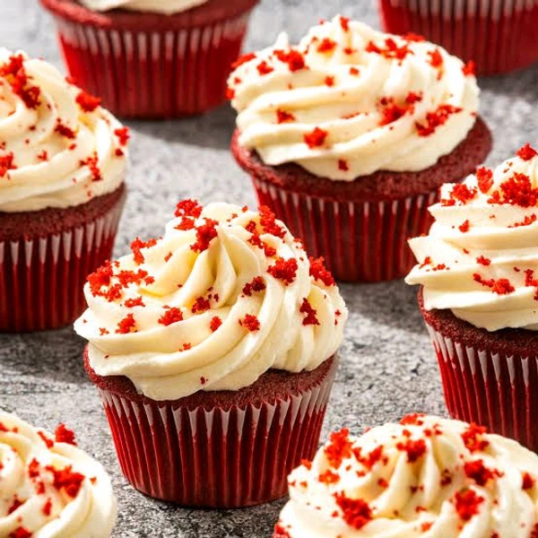 RED VELVET CUPCAKE