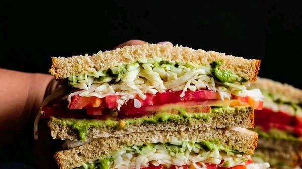 BOMBAY SANDWICH