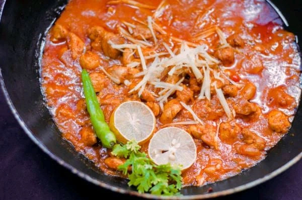 360 Ginger Chicken Curry