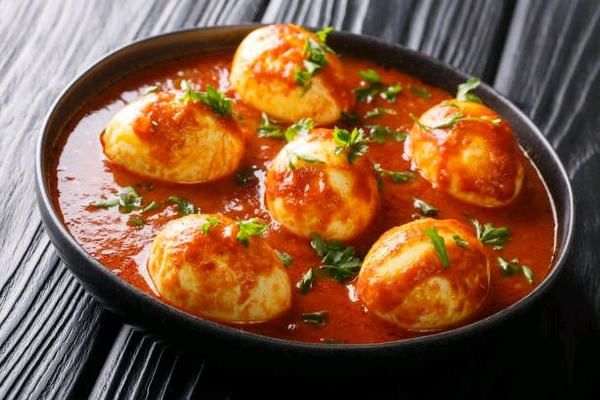 Venu Egg Tomato Curry 