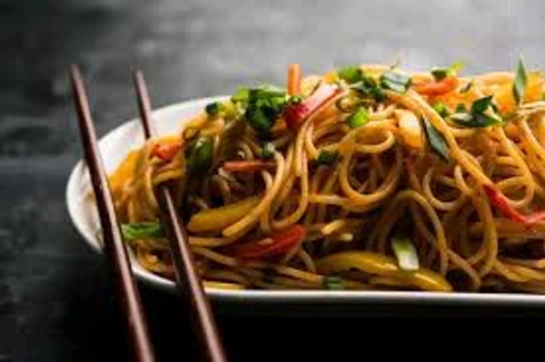 Bamboo  Veg Hucca Noodles 
