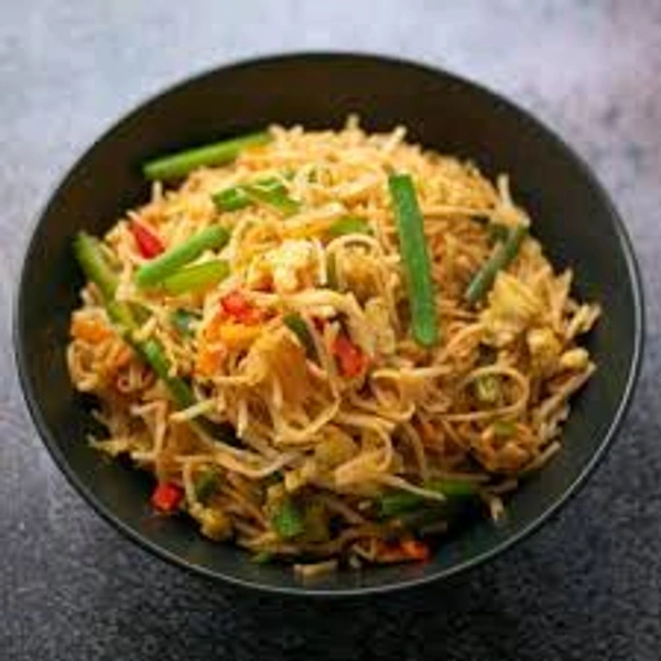 Veerabhadra  Egg Hakka Noodles 