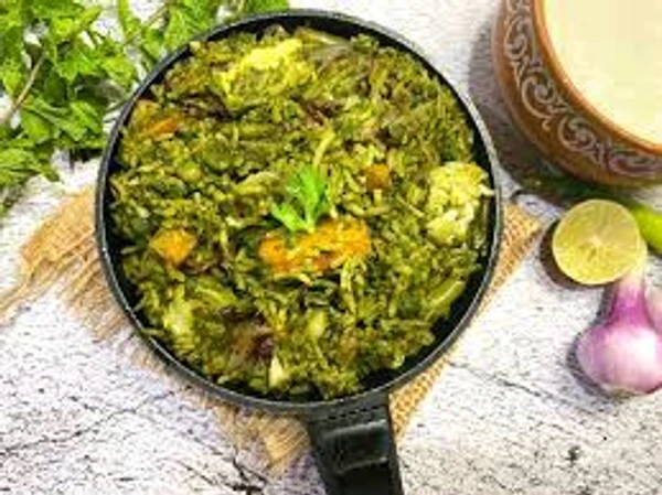 Veerabhadra  Chicken Hariyali biryani 