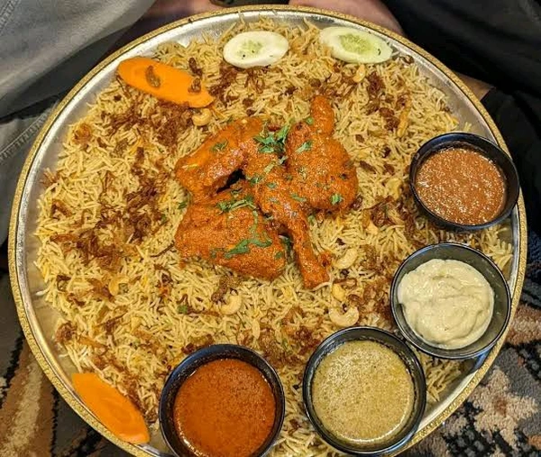 Darbar Chicken Jucy Mandi -4 Pics
