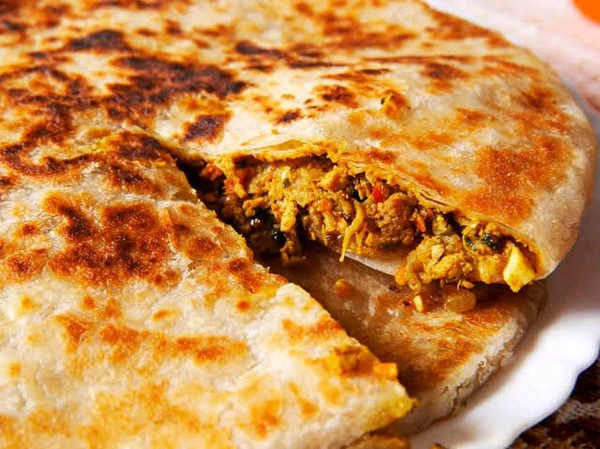 Rc1 Chicken Klheema Naan
