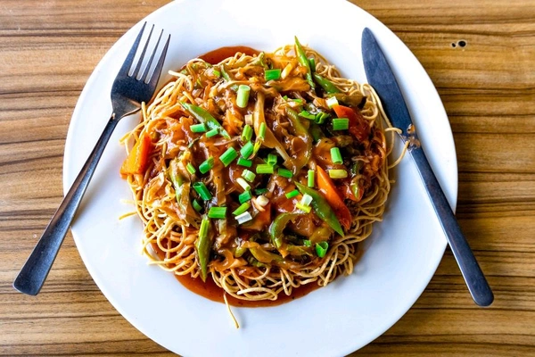 Platinum  Veg Hakka Noodles 