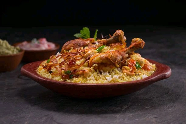Platinum  Special Chicken biryani ( Basamati Kazana )