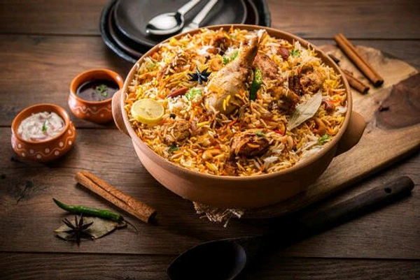 Polam gattu Chicken dum biriyani(family pack)