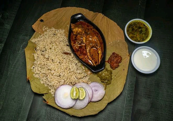 Polam gattu Bagara with fish curry