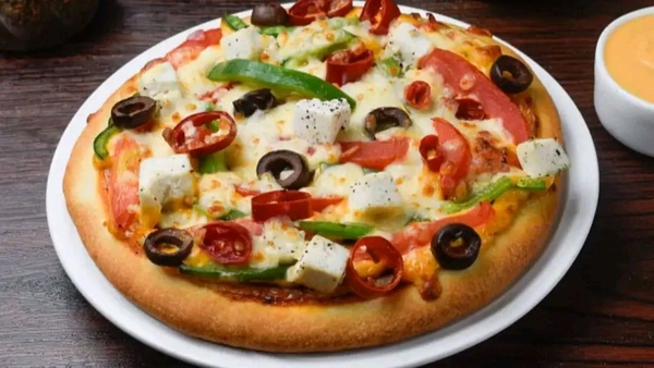 Veg Delux
(tomato+olives+mushroom+paneer)
