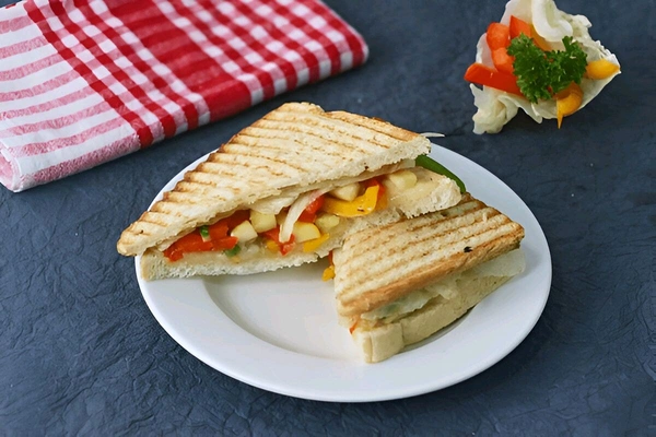 Veg. Grilled Sandwich
