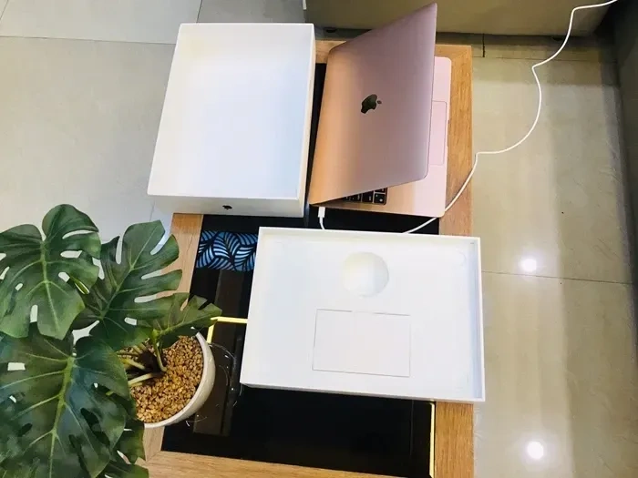 Apple MacBook Air M1 A2337 Laptop (Renewed)