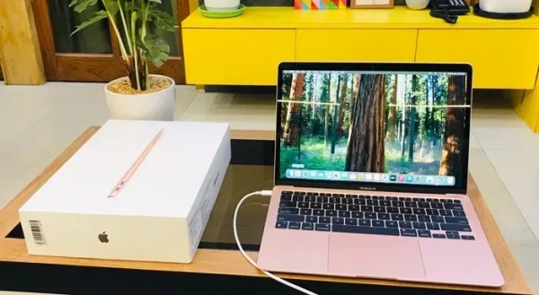 Apple MacBook Air M1 A2337 Laptop (Renewed) - Golden, A, M1, 13.3, 256GB, 8GB