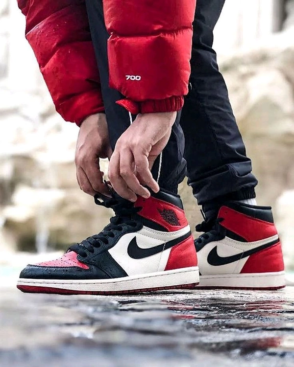 Jordan 1 Red Toe  - 7