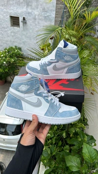 Retro 1 High OG Hyper Royal - 8