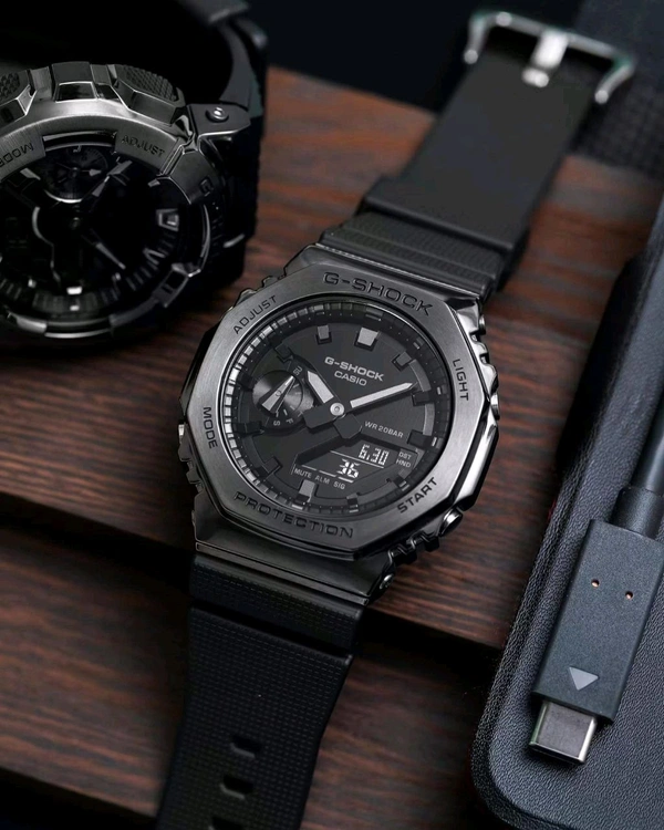 G-Shock GM2100 