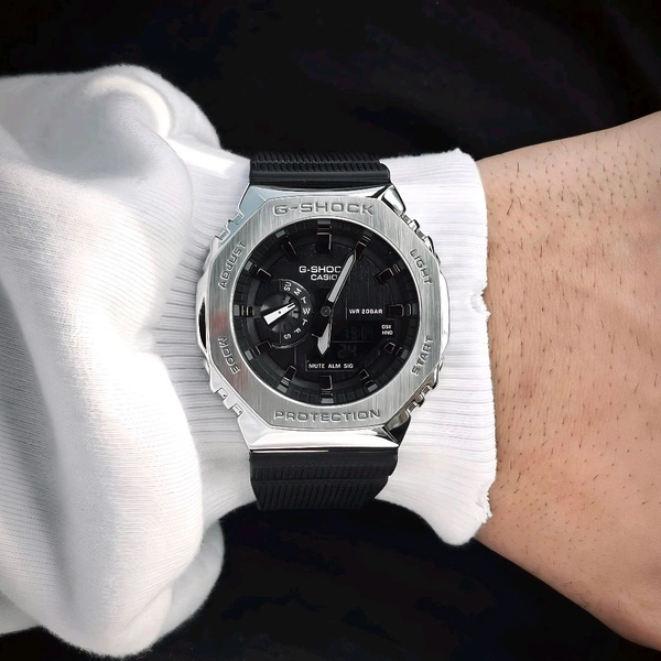 G-Shock GM-2100BB 