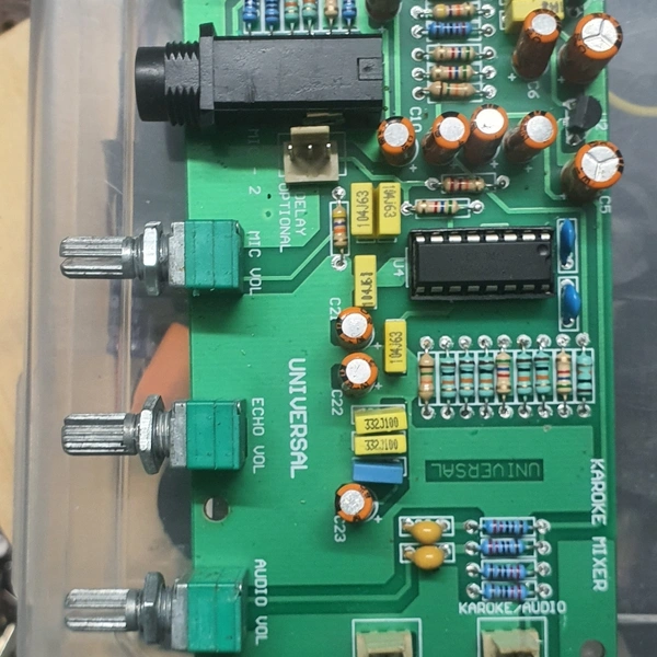 Universal  Echo Karoka 2 Mic Board 