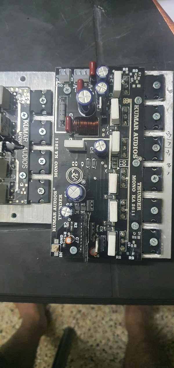 Kumar 6 Transistor Thunder 