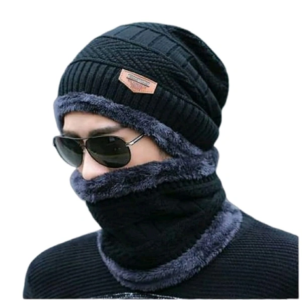 WOOLEN CAP WITH MUFFLER 