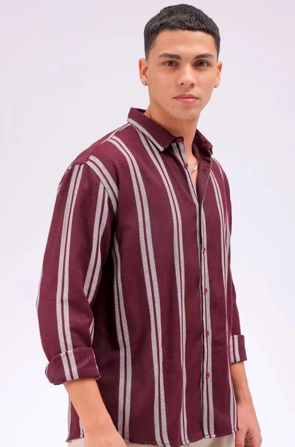 The Indian Garage Co Men Cutaway Collar Vertical Striped Cotton Relaxed Fit Casual Shirt - M