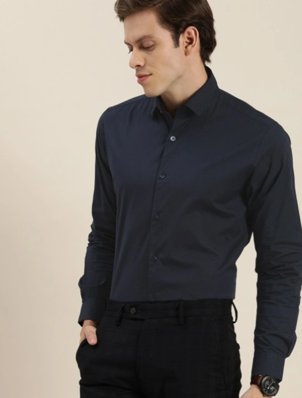  INVICTUS Men Navy Blue Regular Fit Solid Formal Shirt - 38