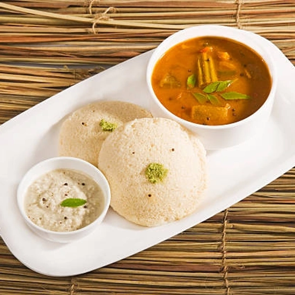 Plain Idli