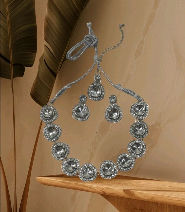 Dimond & Kundan