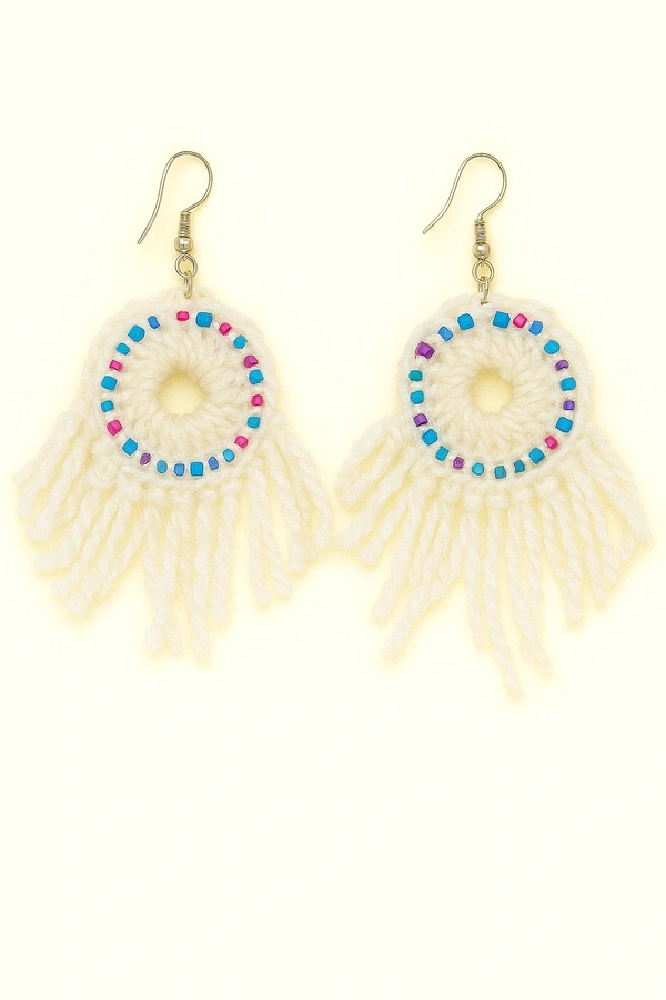 woolan eairring and puls handicraft