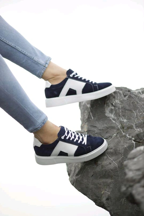 Stylish Colourblock Shoe - IND8