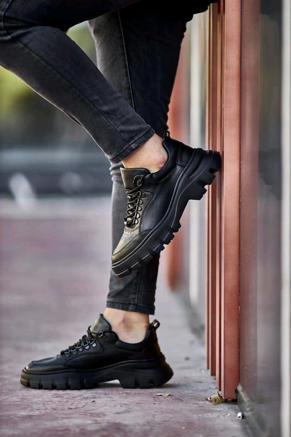 Stylish Sneakers - IND6