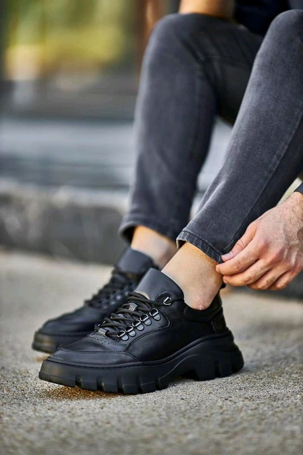 Stylish Sneakers - IND8