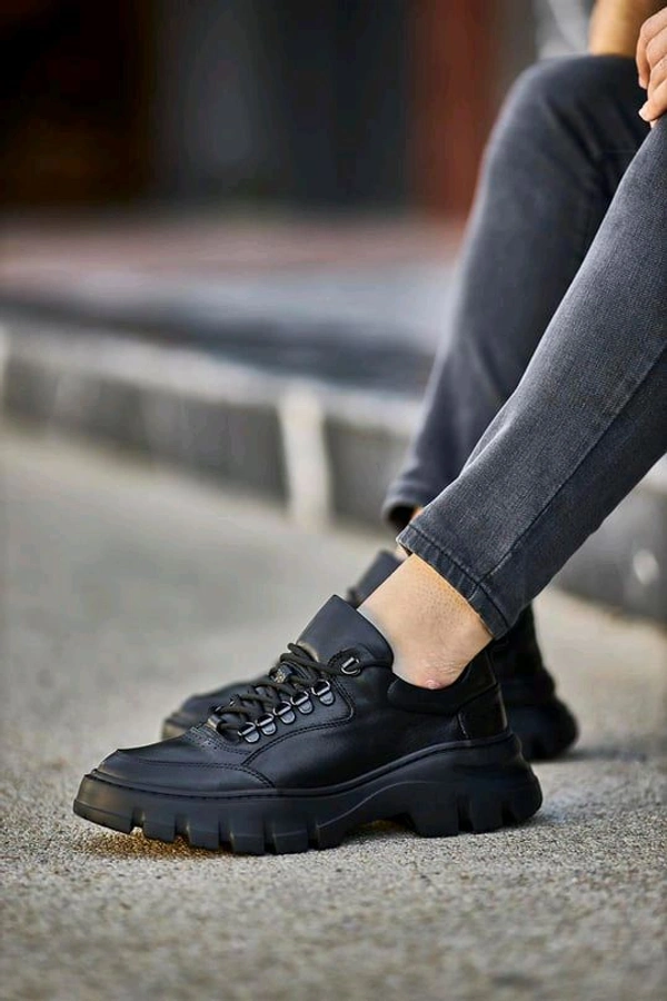 Stylish Sneakers - IND10