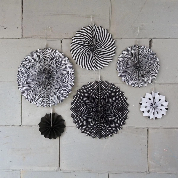 PAPER FAN BLACK COLOUR 6 PCS SET