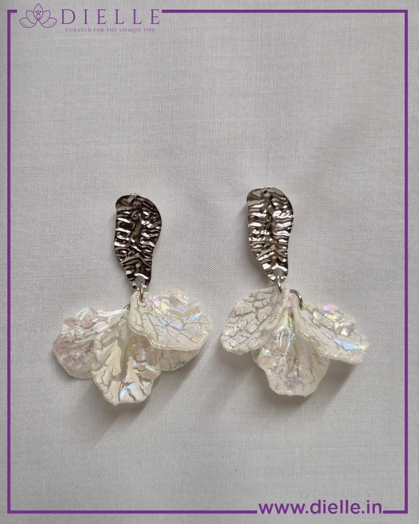 SNOWFLAKE PETALS