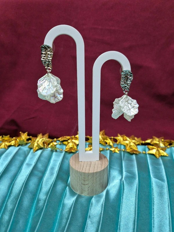 SNOWFLAKE PETALS