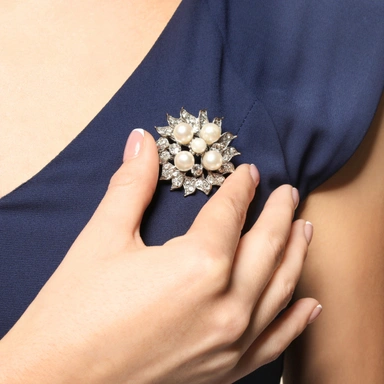Brooch