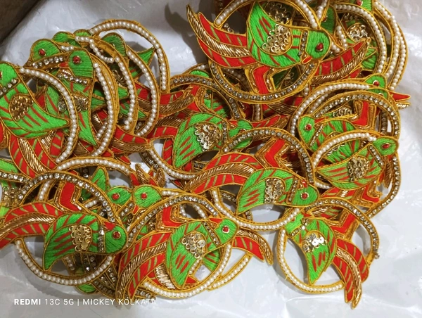 Arihant Paroot Handmade Buti ( Right & Left Facing)  - Screamin' Green, 6 Pair